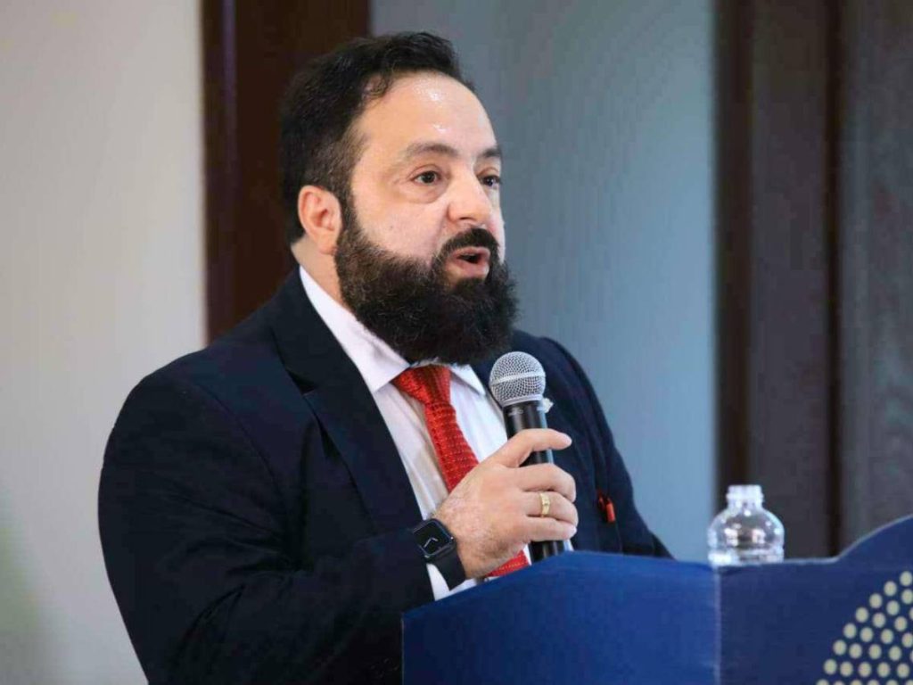 Denuncian al Luis Redondo, presidente del Congreso Nacional, por distribuir bonos sin respaldo legal